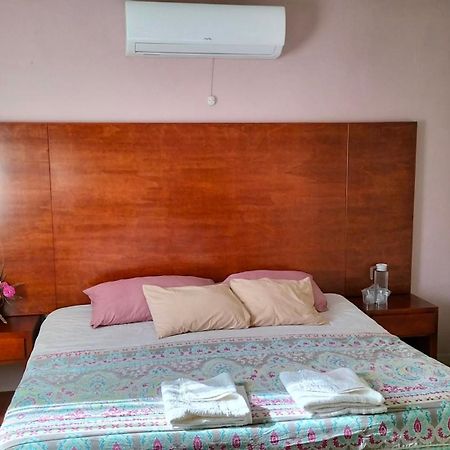Hotel La Estancia Río Verde Екстериор снимка