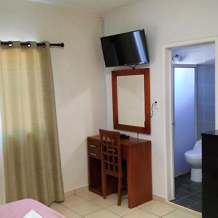 Hotel La Estancia Río Verde Екстериор снимка