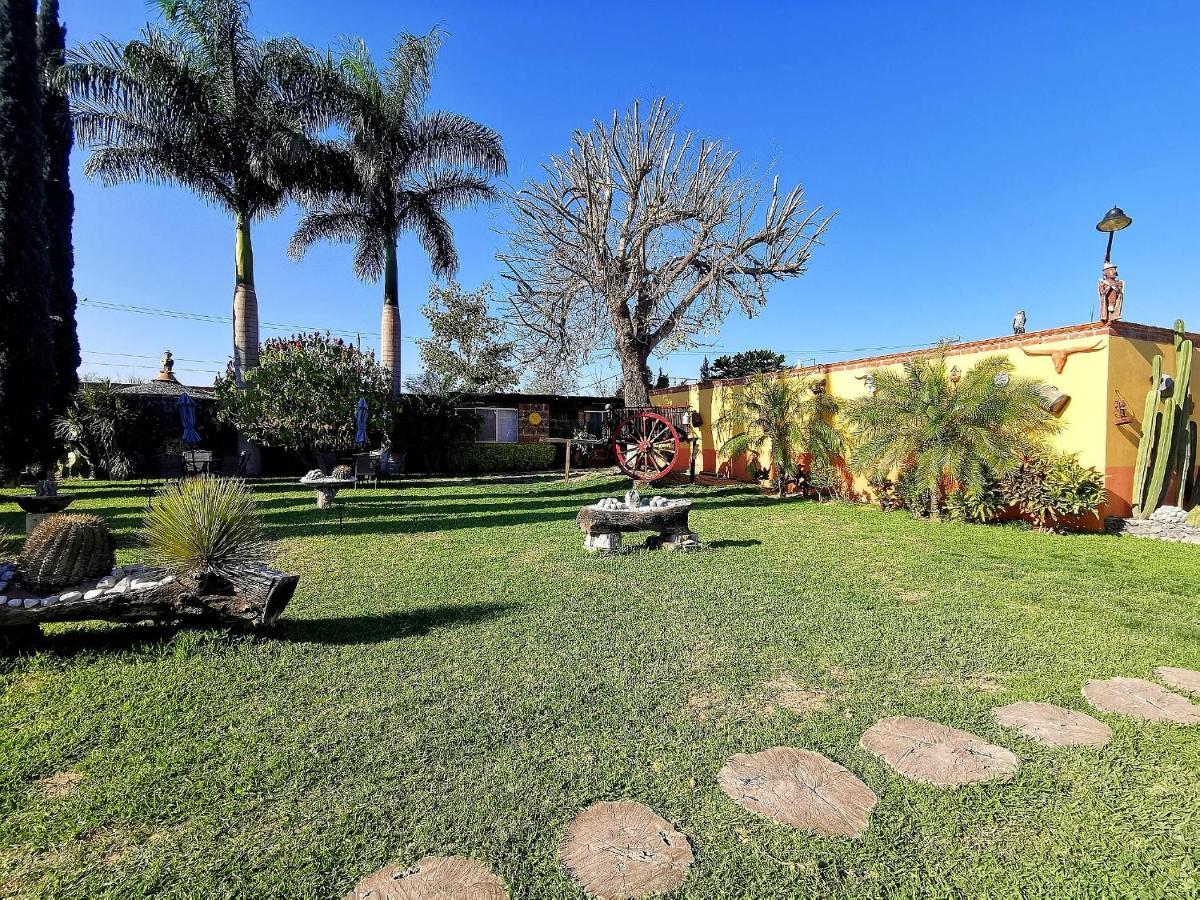 Hotel La Estancia Río Verde Екстериор снимка