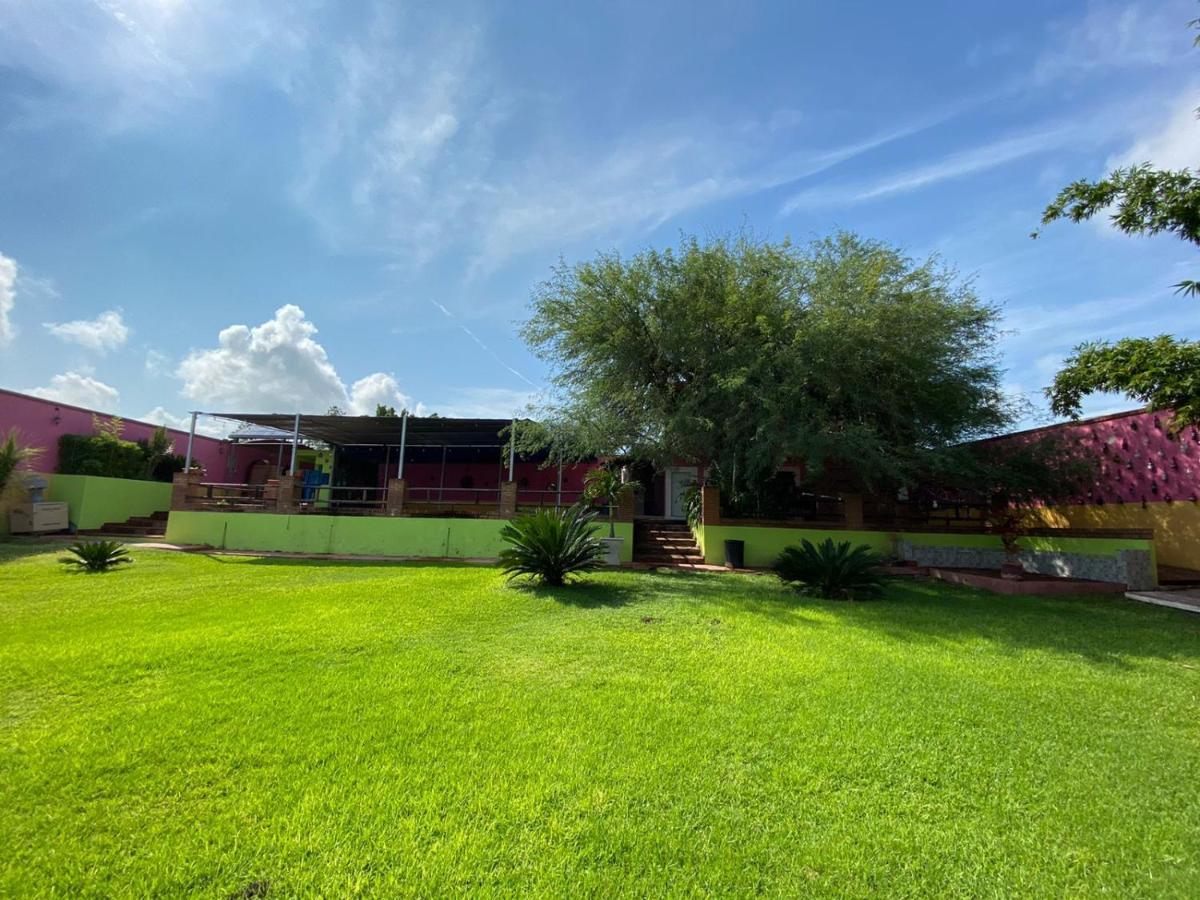 Hotel La Estancia Río Verde Екстериор снимка