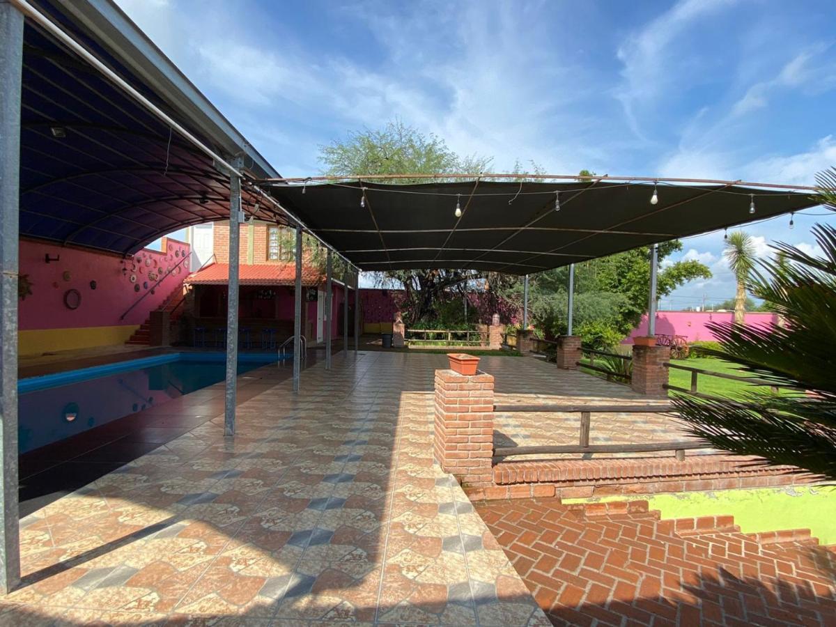 Hotel La Estancia Río Verde Екстериор снимка
