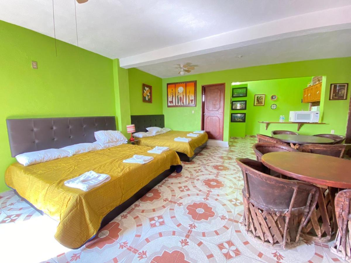 Hotel La Estancia Río Verde Екстериор снимка