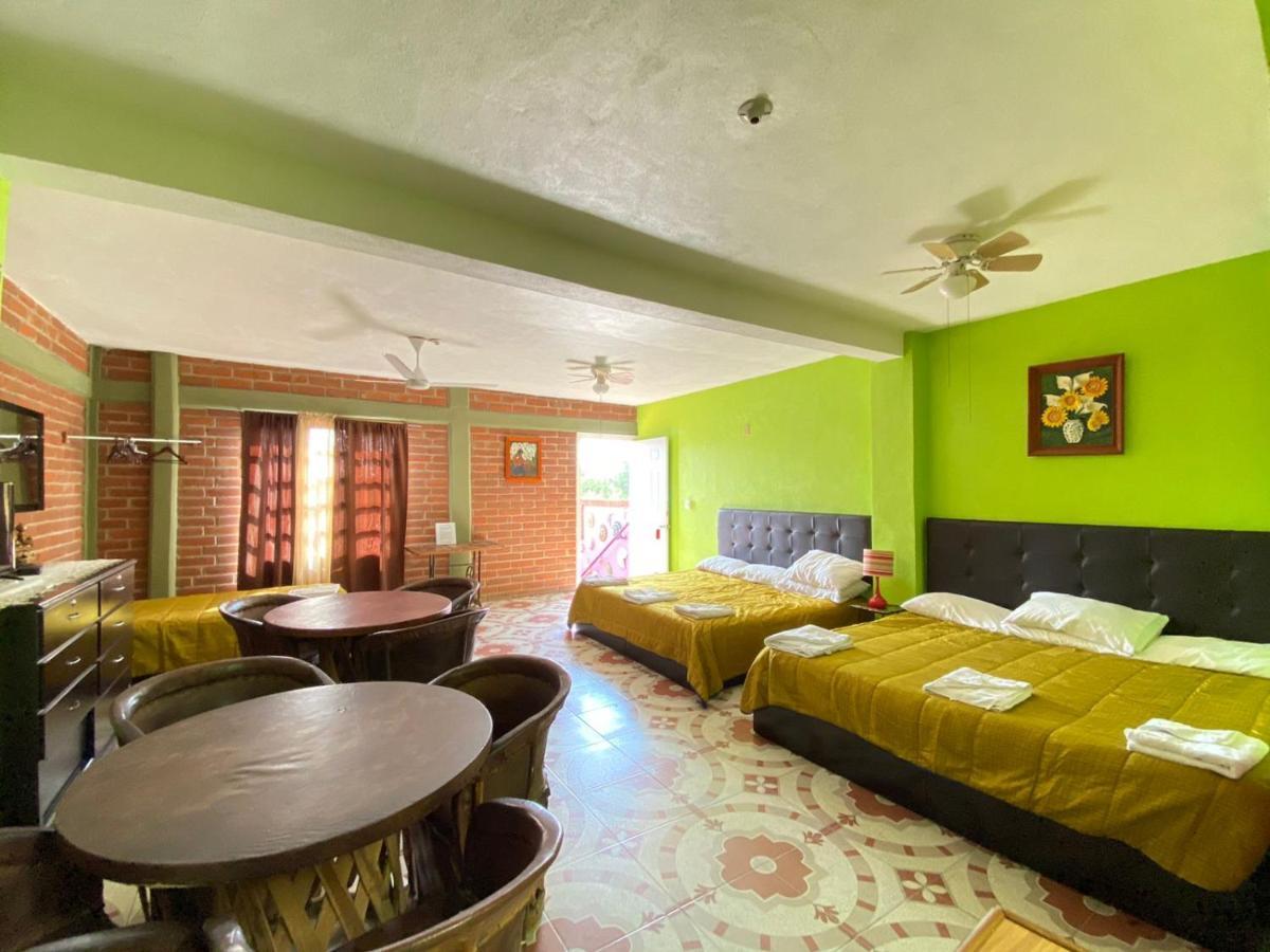Hotel La Estancia Río Verde Екстериор снимка