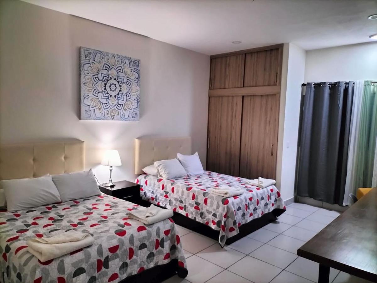 Hotel La Estancia Río Verde Екстериор снимка
