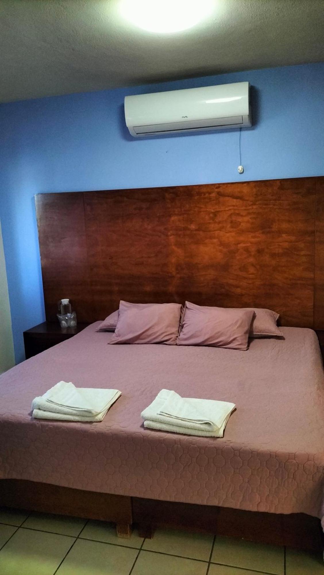 Hotel La Estancia Río Verde Екстериор снимка